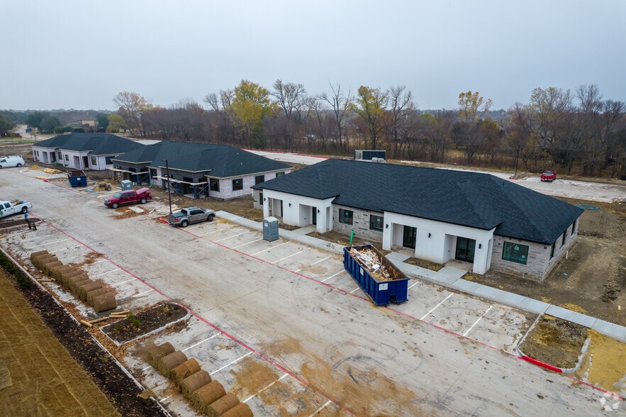 3721 S Stonebridge Dr, McKinney, TX for lease - Building Photo - Image 3 of 12
