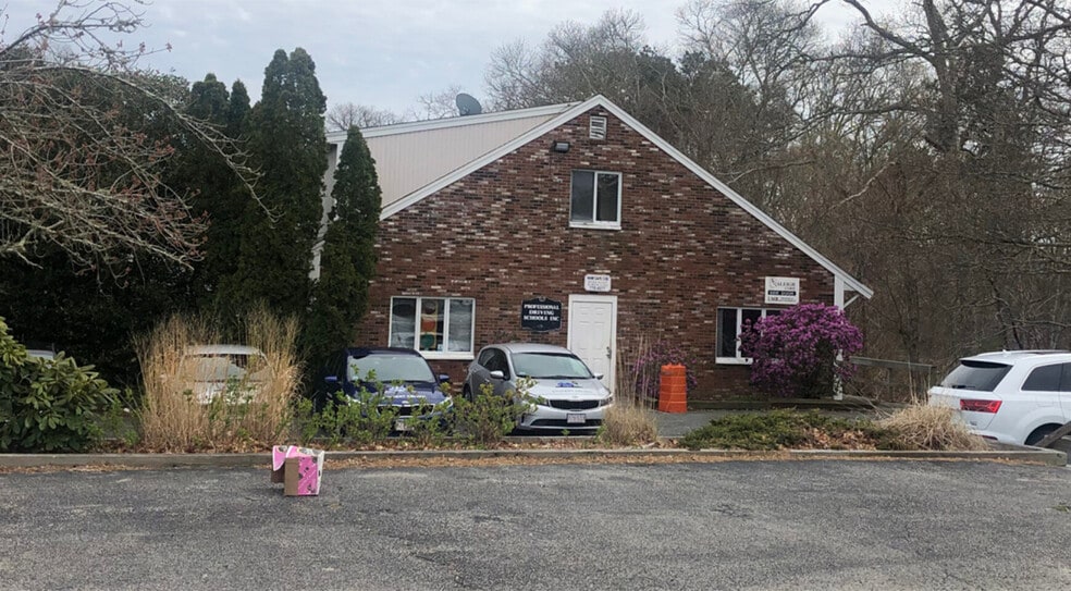 5 Mark Ln, Hyannis, MA for lease - Building Photo - Image 2 of 21