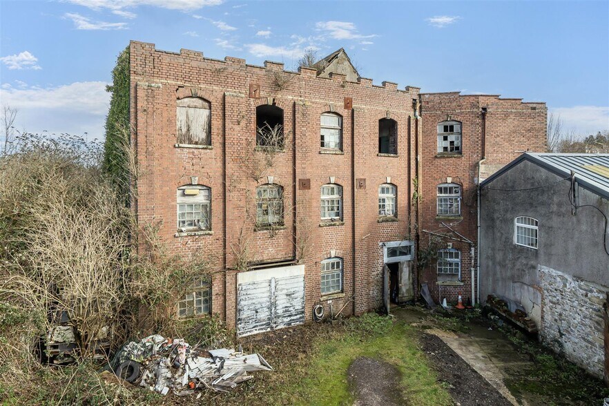 Castle Hl, Axminster à vendre - Photo principale - Image 1 de 17