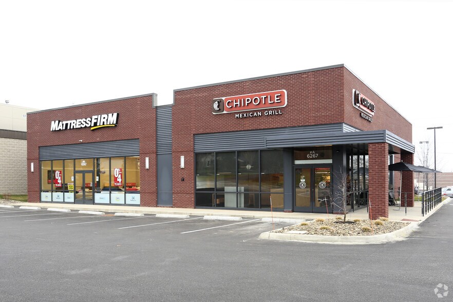 6267 Wilson Mills Rd, Highland Heights, OH à louer - Photo principale - Image 3 de 10