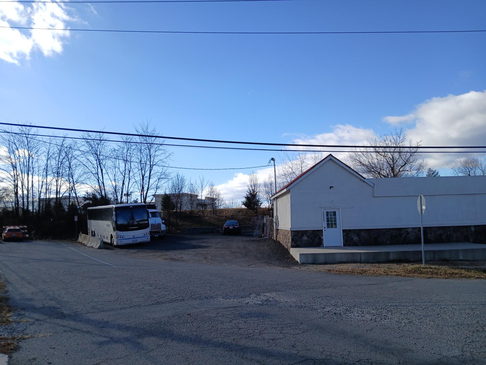 1014 Ruritan Cir, Sterling, VA for sale Primary Photo- Image 1 of 8