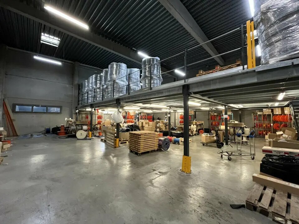 Flex dans Bussy-Saint-Georges à louer Photo du bâtiment- Image 1 de 7