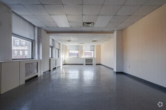 90-04 161st St, Jamaica, NY for lease Interior Photo- Image 2 of 5