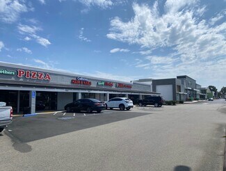 Plus de détails pour 6811-6849 Warner Ave, Huntington Beach, CA - Commerce de détail à louer