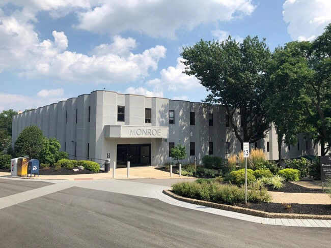 More details for 1 Winding Dr, Philadelphia, PA - Office, Office/Medical for Lease