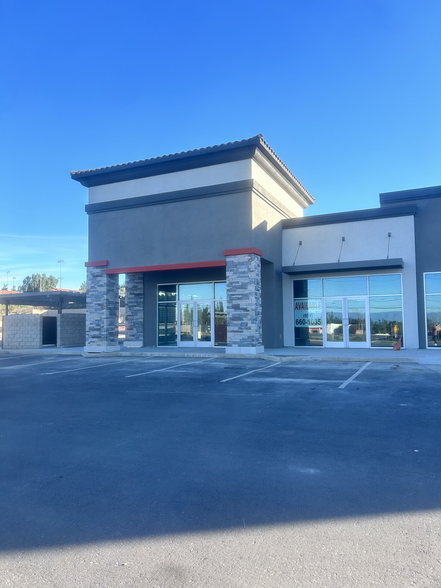 18171 Van Buren Blvd, Riverside, CA for lease - Building Photo - Image 1 of 14