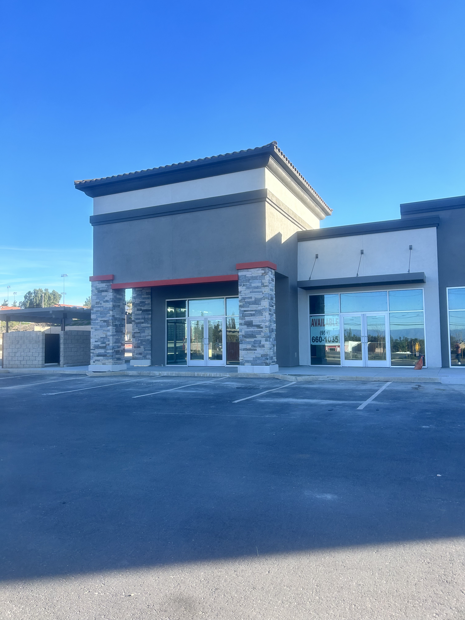 18171 Van Buren Blvd, Riverside, CA for lease Building Photo- Image 1 of 15