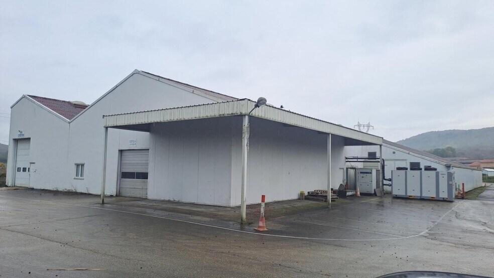 Flex in Corveissiat for sale - Building Photo - Image 2 of 7