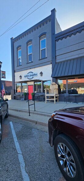 124 S Broadway St, Coweta, OK à vendre - Photo du bâtiment - Image 1 de 20