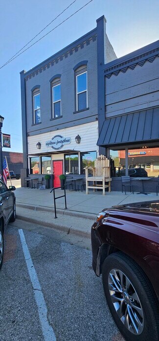 Plus de détails pour 124 S Broadway St, Coweta, OK - Commerce de détail à vendre