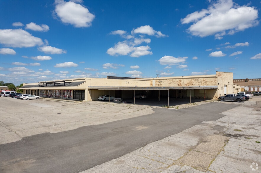 244 Olive St, South Bend, IN for lease - Building Photo - Image 2 of 18