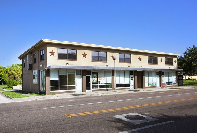 More details for 1427-1437 4th St S, Saint Petersburg, FL - Retail for Sale