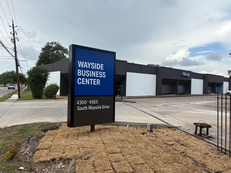 4400 S Wayside Dr, Houston, TX for lease - Building Photo - Image 3 of 28