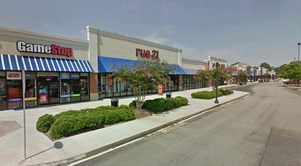 Wilson Rd, Sanford, NC à louer - Photo du bâtiment - Image 2 de 7