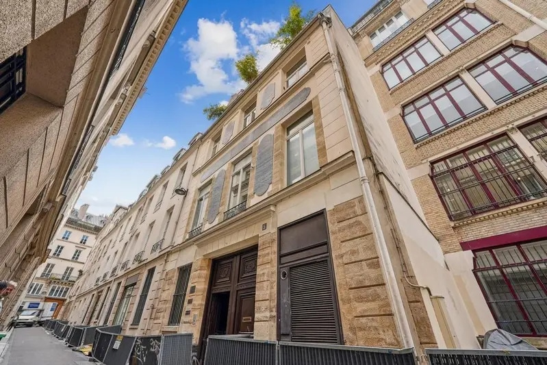 Office in Paris for sale - Building Photo - Image 1 of 10