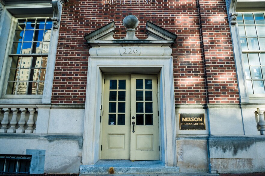 226 Walnut St, Philadelphia, PA à louer - Photo du bâtiment - Image 2 de 42