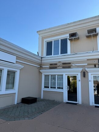 Plus de détails pour 3B Grant Ave, Islip, NY - Commerce de détail à louer