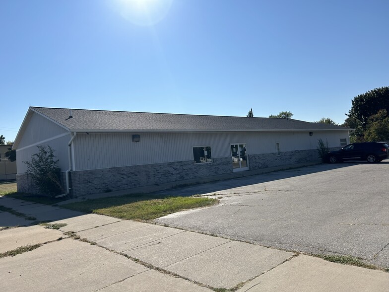 1400 Kosciuszko Ave, Bay City, MI à vendre - Photo du b timent - Image 3 de 10