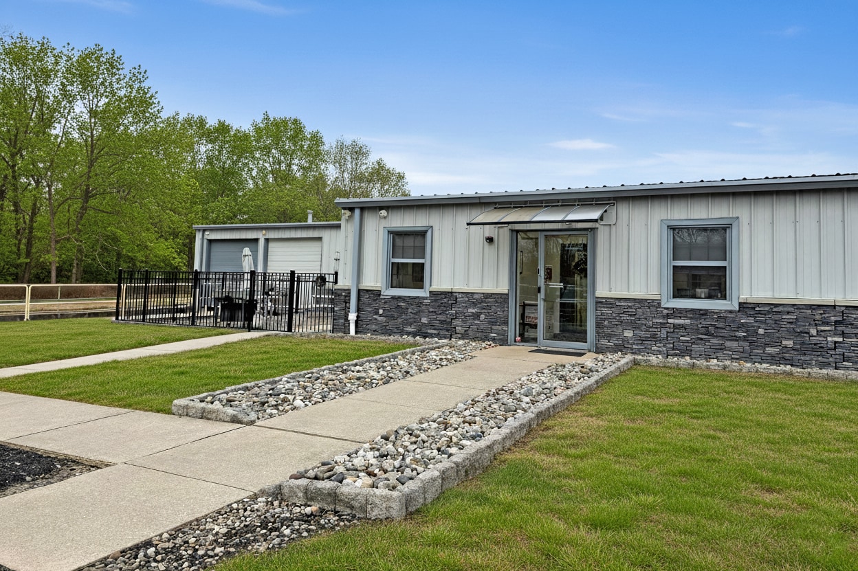 2039 Briggs Rd, Mount Laurel, NJ for sale Primary Photo- Image 1 of 8