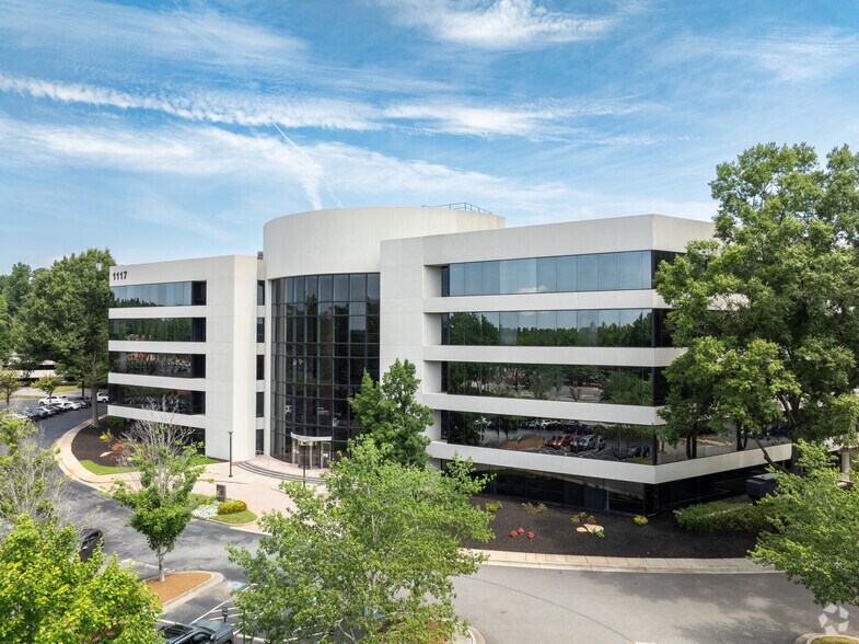 1117 Perimeter Ctr W, Atlanta, GA à louer - Photo du bâtiment - Image 3 de 20