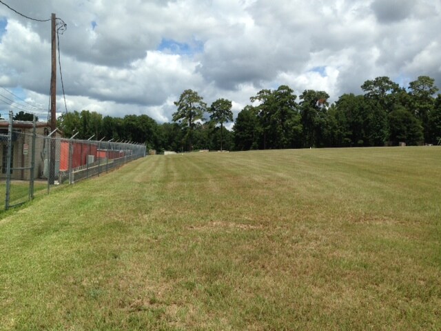 More details for 714 Interstate 45, Huntsville, TX - Land for Sale