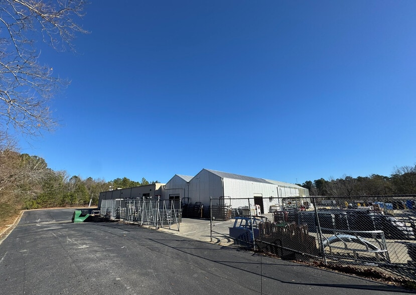 5301 Eisenhower Pky, Macon-Bibb, GA for sale - Building Photo - Image 3 of 12