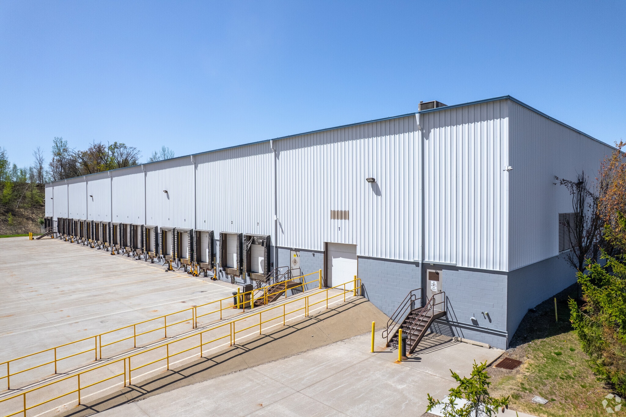 125 Capital Rd, Pittston, PA for lease Building Photo- Image 1 of 8