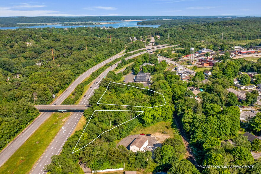 130 Dennison rd, Essex, CT à vendre - Photo du bâtiment - Image 3 de 9