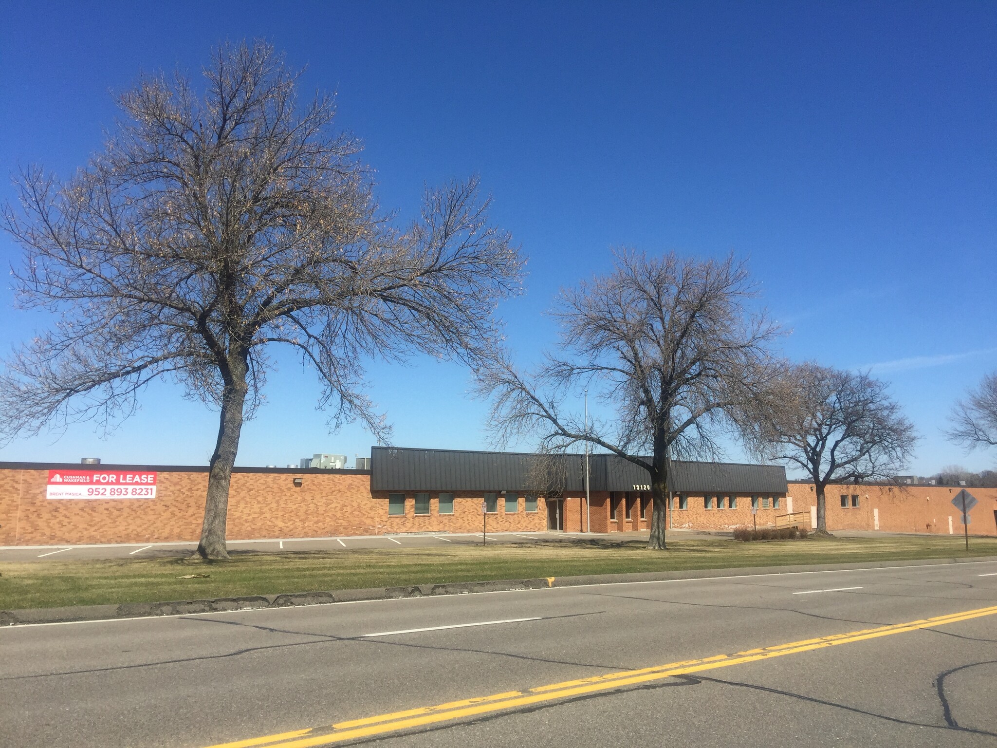 13120 County Rd 6, Plymouth, MN for lease Building Photo- Image 1 of 7