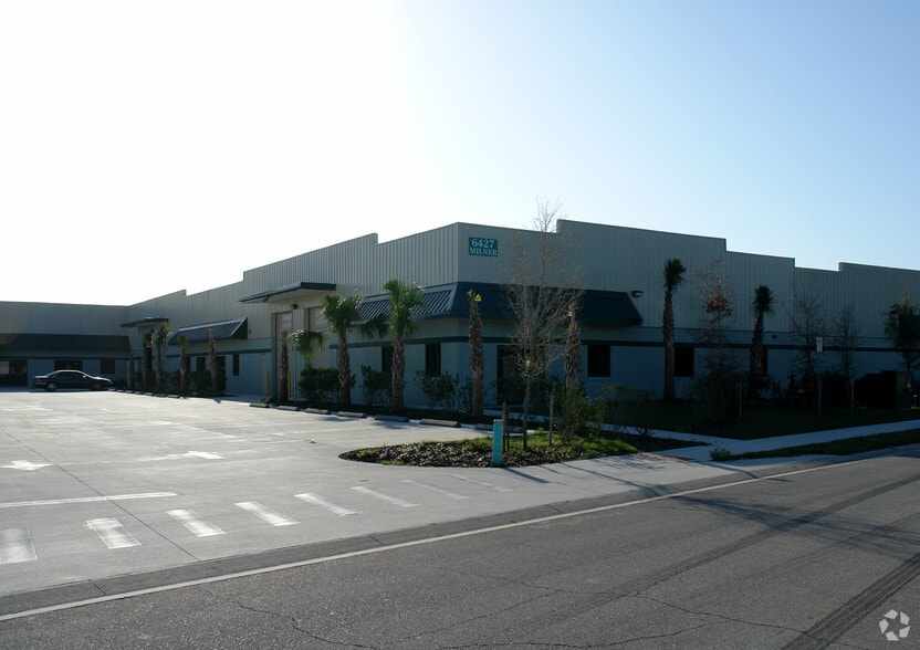 6427 Milner Blvd, Orlando, FL for lease - Primary Photo - Image 1 of 3