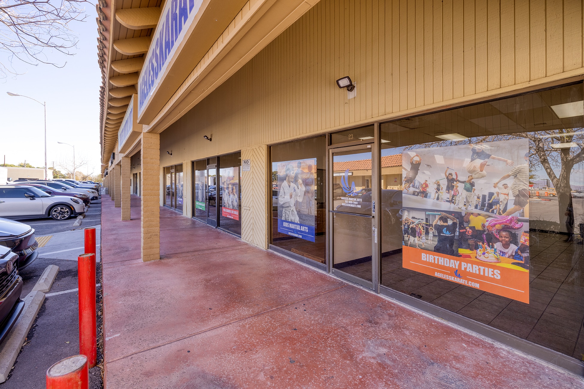 2281-2345 E Sunset Rd, Las Vegas, NV à louer Photo du bâtiment- Image 1 de 7