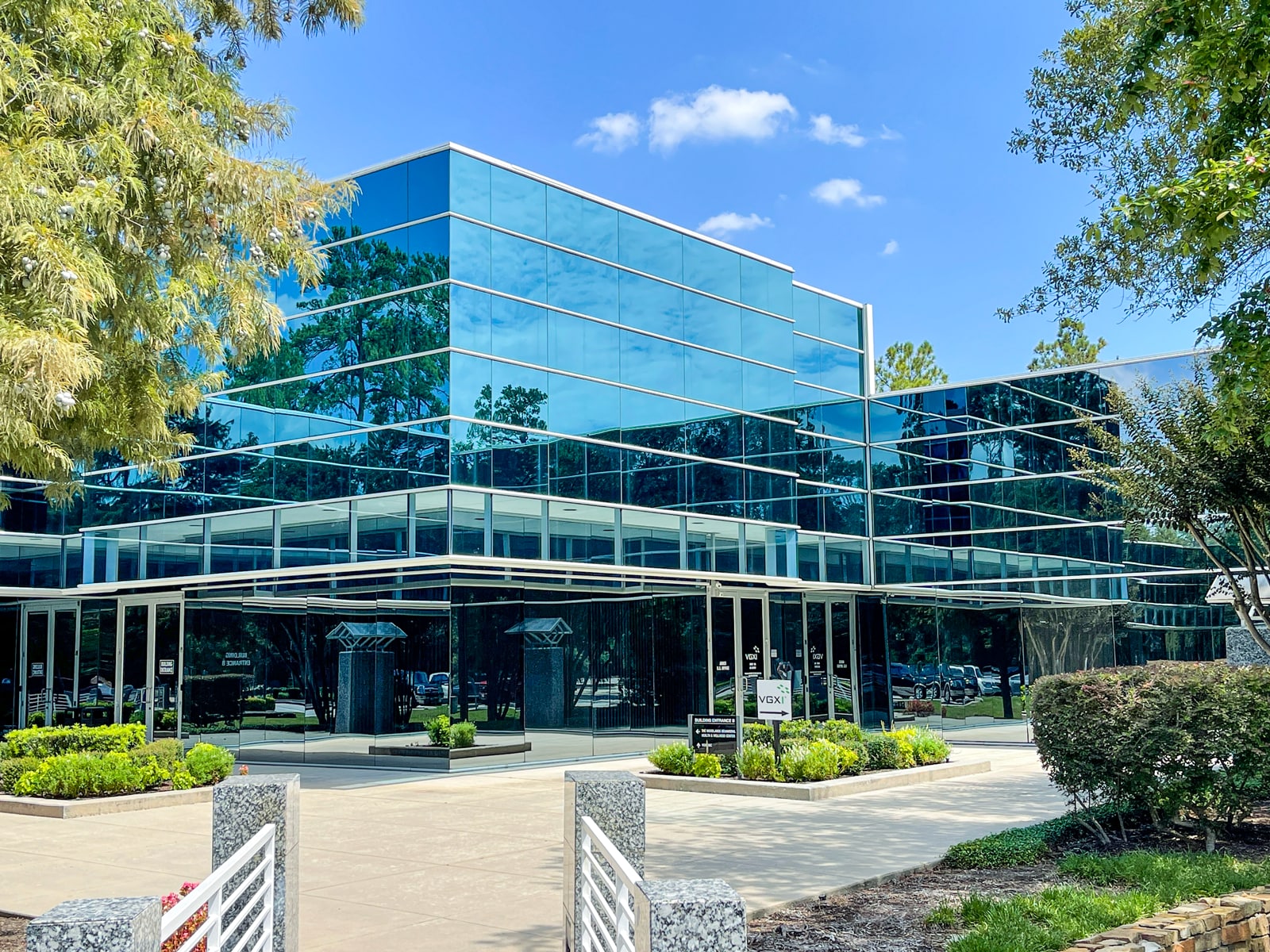 2700 Research Forest Dr, The Woodlands, TX for lease Building Photo- Image 1 of 7