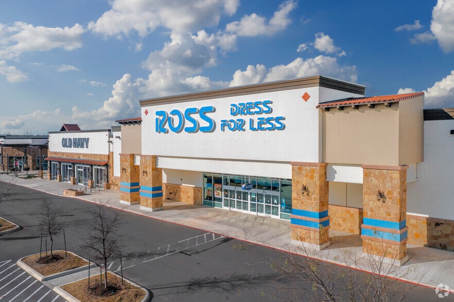 415 W Loop 1604 S, San Antonio, TX à louer - Photo du bâtiment - Image 3 de 16