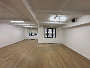 120 E 56th St, New York, NY for lease Interior Photo- Image 1 of 6