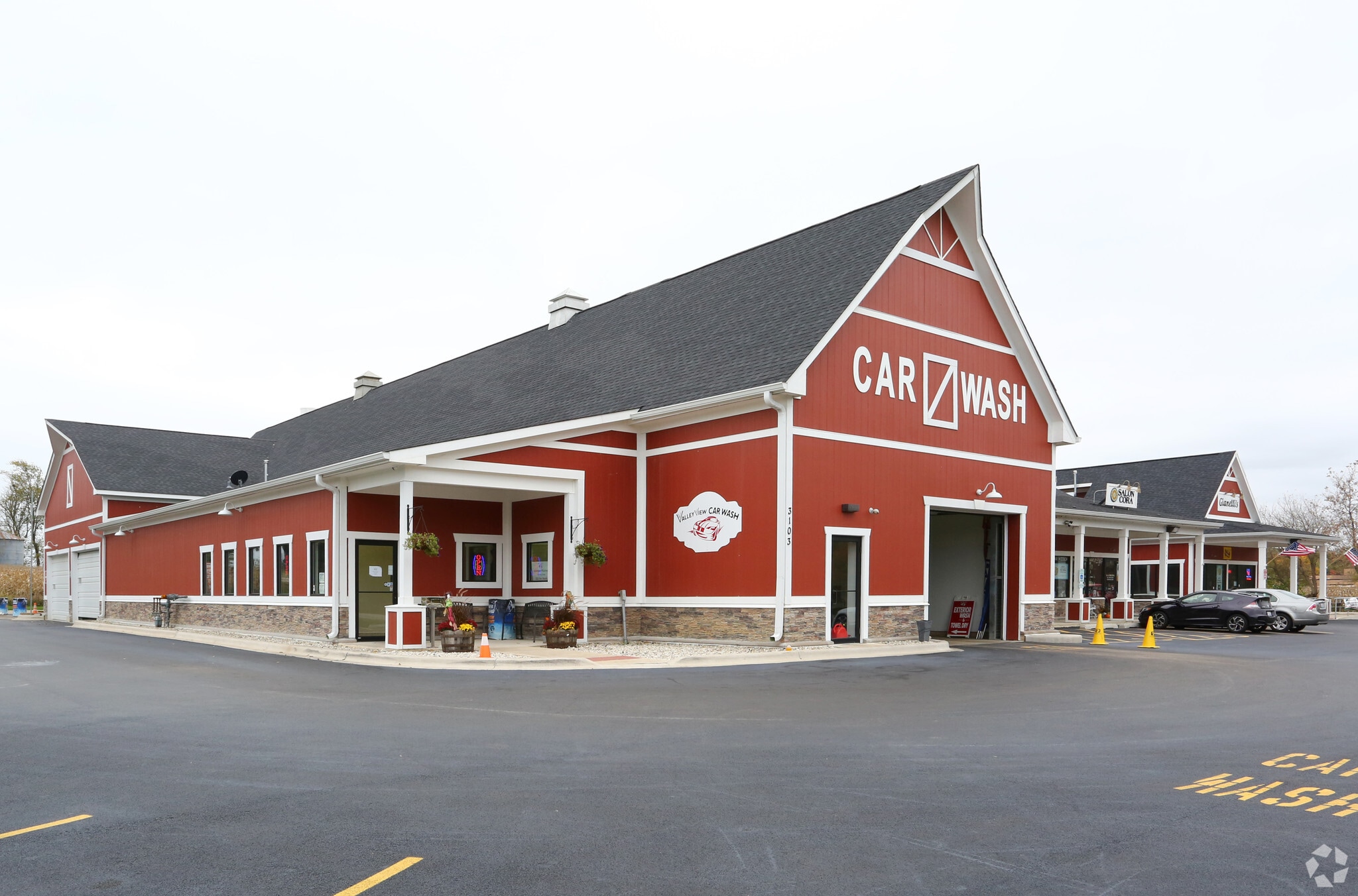 3103 Il Route 176, Crystal Lake, IL for lease Primary Photo- Image 1 of 14