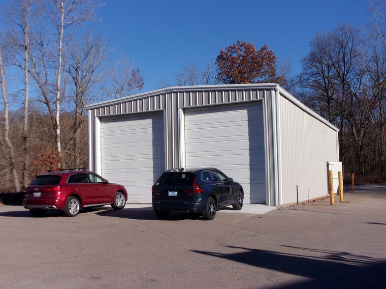 60 New River Rd, Manville, RI for lease - Building Photo - Image 2 of 14