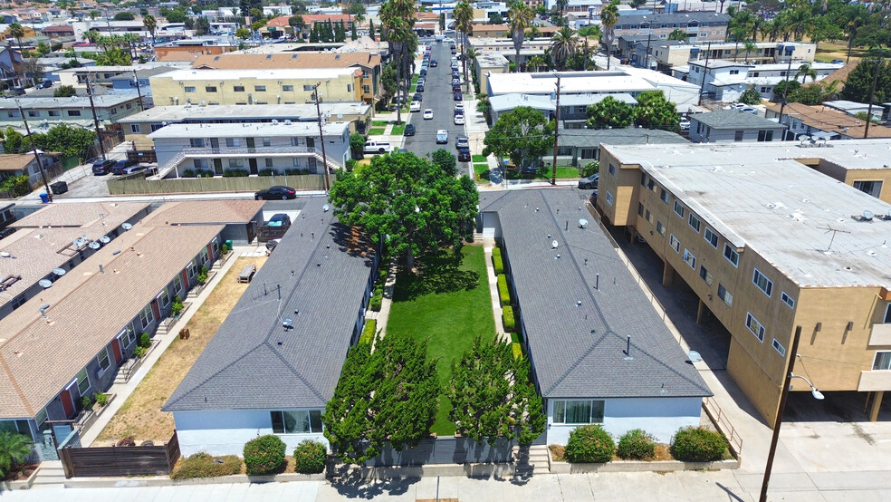 10 Units in Long Beach | ADU Plans portfolio of 2 properties for sale on LoopNet.ca - Building Photo - Image 2 of 12