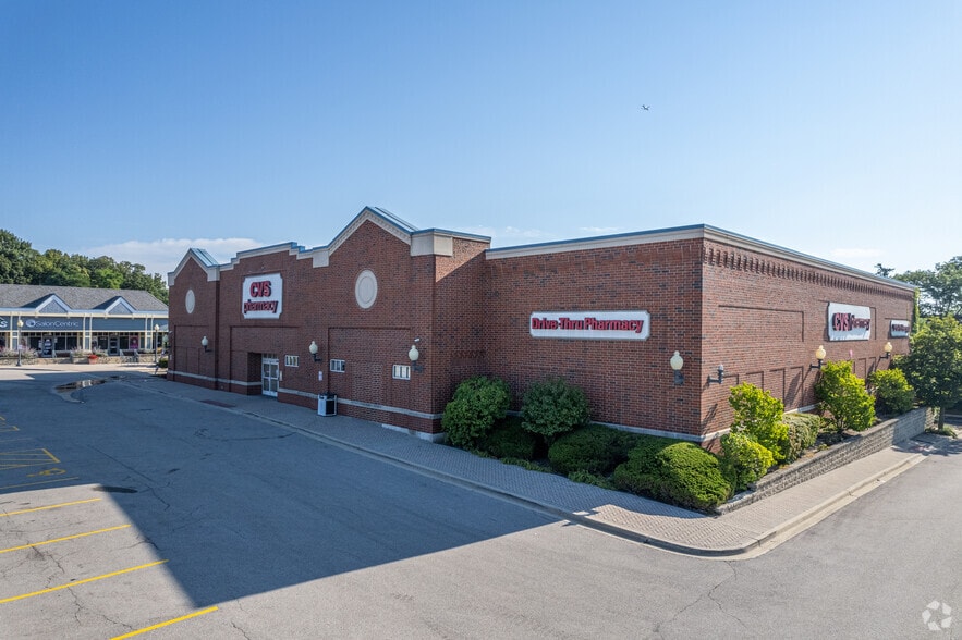 101-121 E Lake St, Bloomingdale, IL for lease - Building Photo - Image 2 of 13