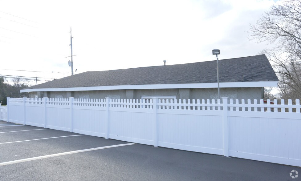79 Leonardville Rd, Belford, NJ for lease - Building Photo - Image 3 of 6