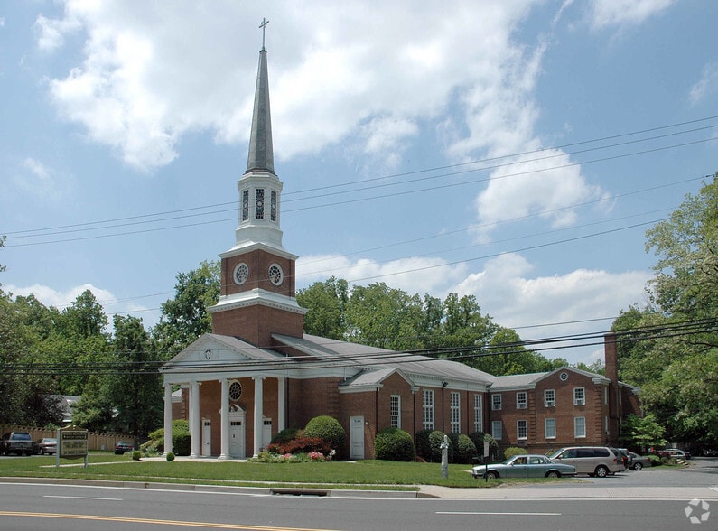 5144 Massachusetts Ave, Bethesda, MD for sale - Building Photo - Image 3 of 4