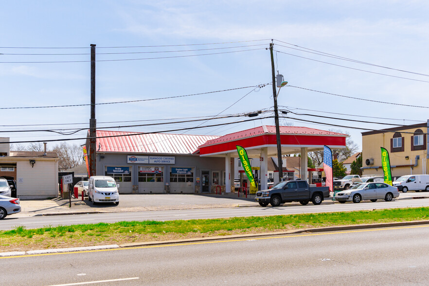 302 Broadway, Elmwood Park, NJ for sale - Building Photo - Image 1 of 1