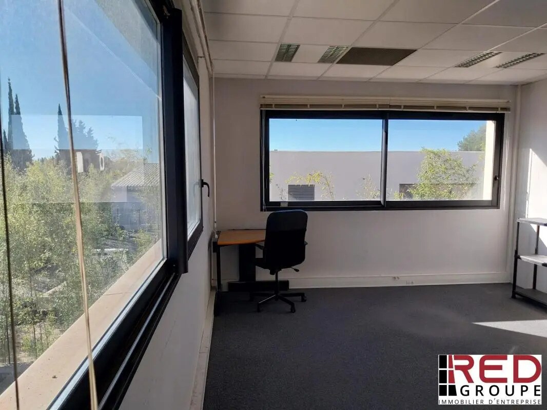 489 Route De Berre, Éguilles à louer Photo du bâtiment- Image 1 de 10