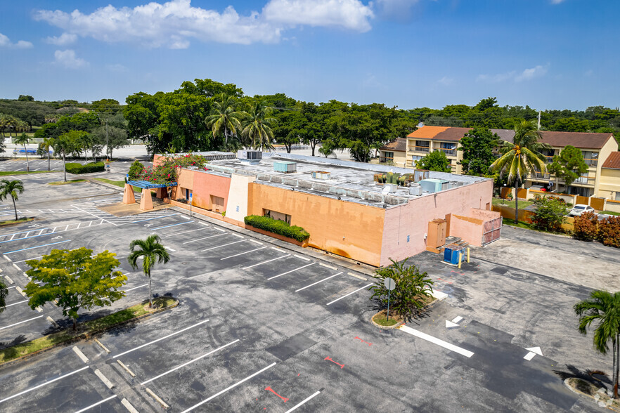 4000 N University Dr, Sunrise, FL à vendre - Aérien - Image 3 de 55