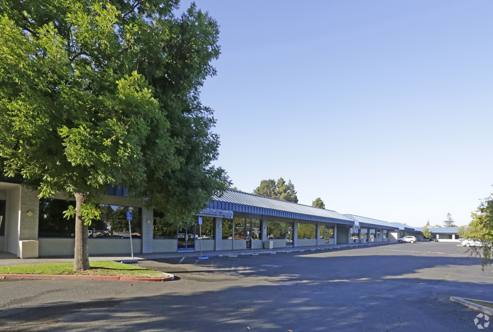 632-740 Mowry Ave, Fremont, CA for lease Primary Photo- Image 1 of 5