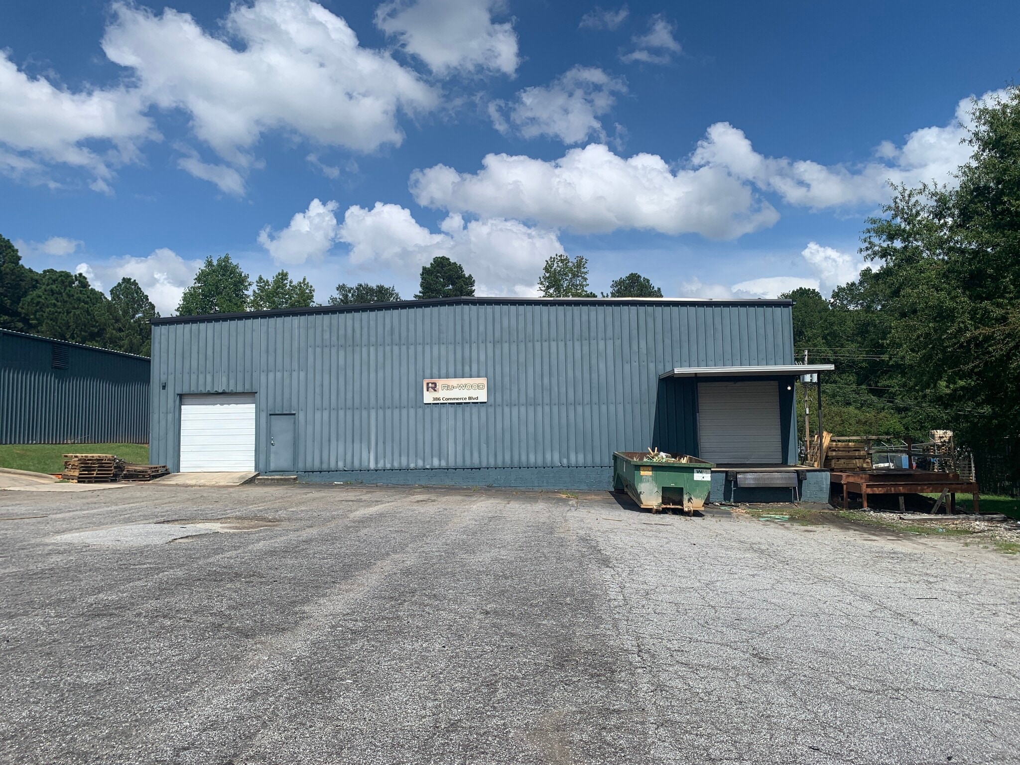 386 Commerce Blvd, Bogart, GA for lease Building Photo- Image 1 of 5