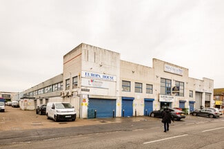 Plus de détails pour 18 Wadsworth Rd, Greenford - Local d'activités à louer