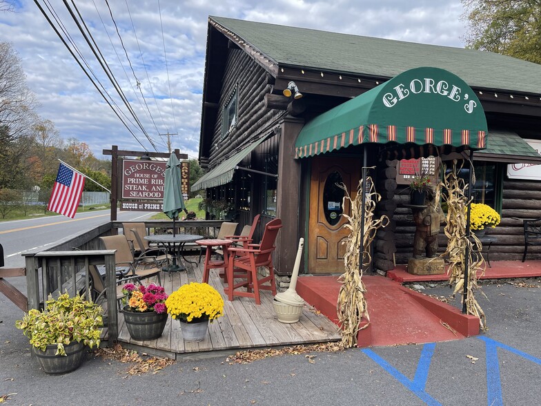 3857 Route 9L, Lake George, NY à vendre - Photo du bâtiment - Image 1 de 1