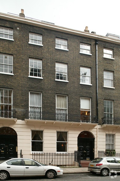 148 Harley St, Londres à vendre - Photo principale - Image 1 de 9