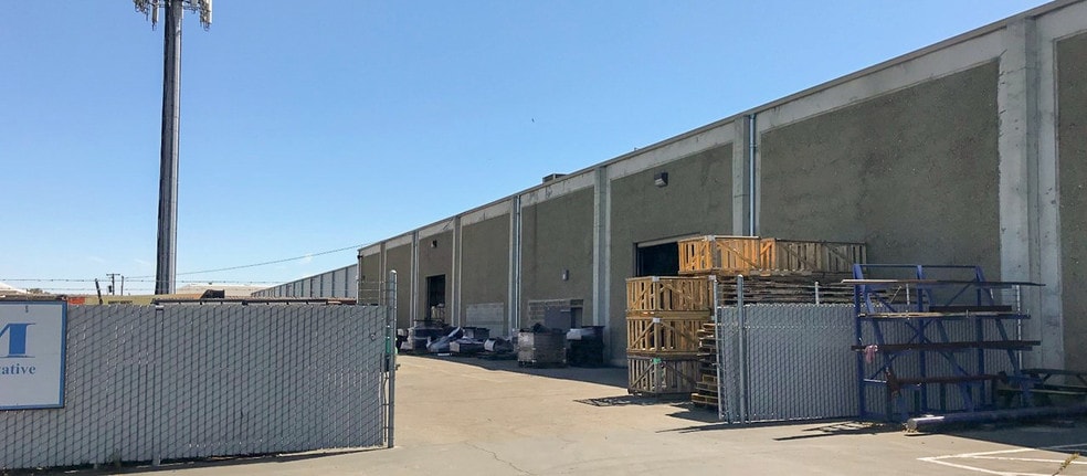 1010-1022 Shaw Rd, Stockton, CA for lease - Building Photo - Image 2 of 2