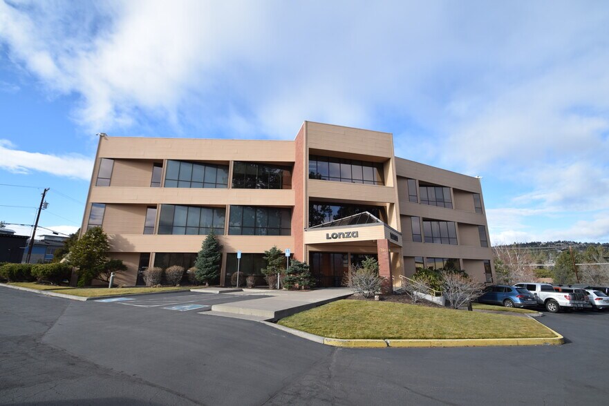 1201 NW Wall St, Bend, OR for lease - Building Photo - Image 2 of 3